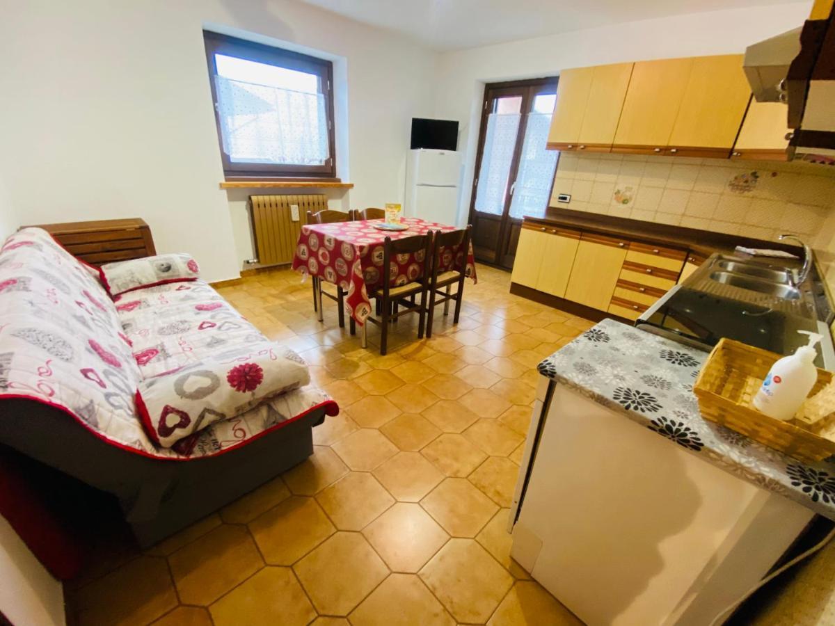 Apartmán Le Cre Introd Exteriér fotografie